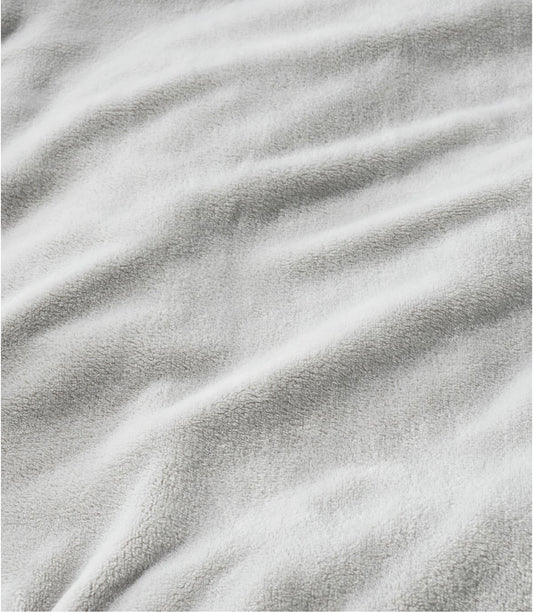 Wicked Cozy Light Blanket - US 6400