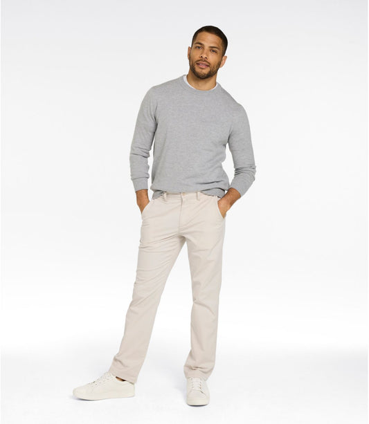 Men's Comfort Stretch Performance® Everywhere Chinos, Standard Fit - US 7884