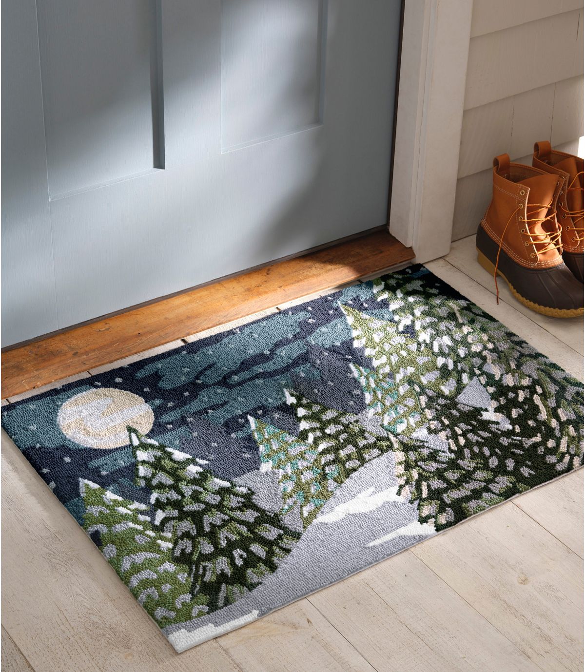 Indoor/Outdoor Vacationland Rug, Treeline Pine - US 2417