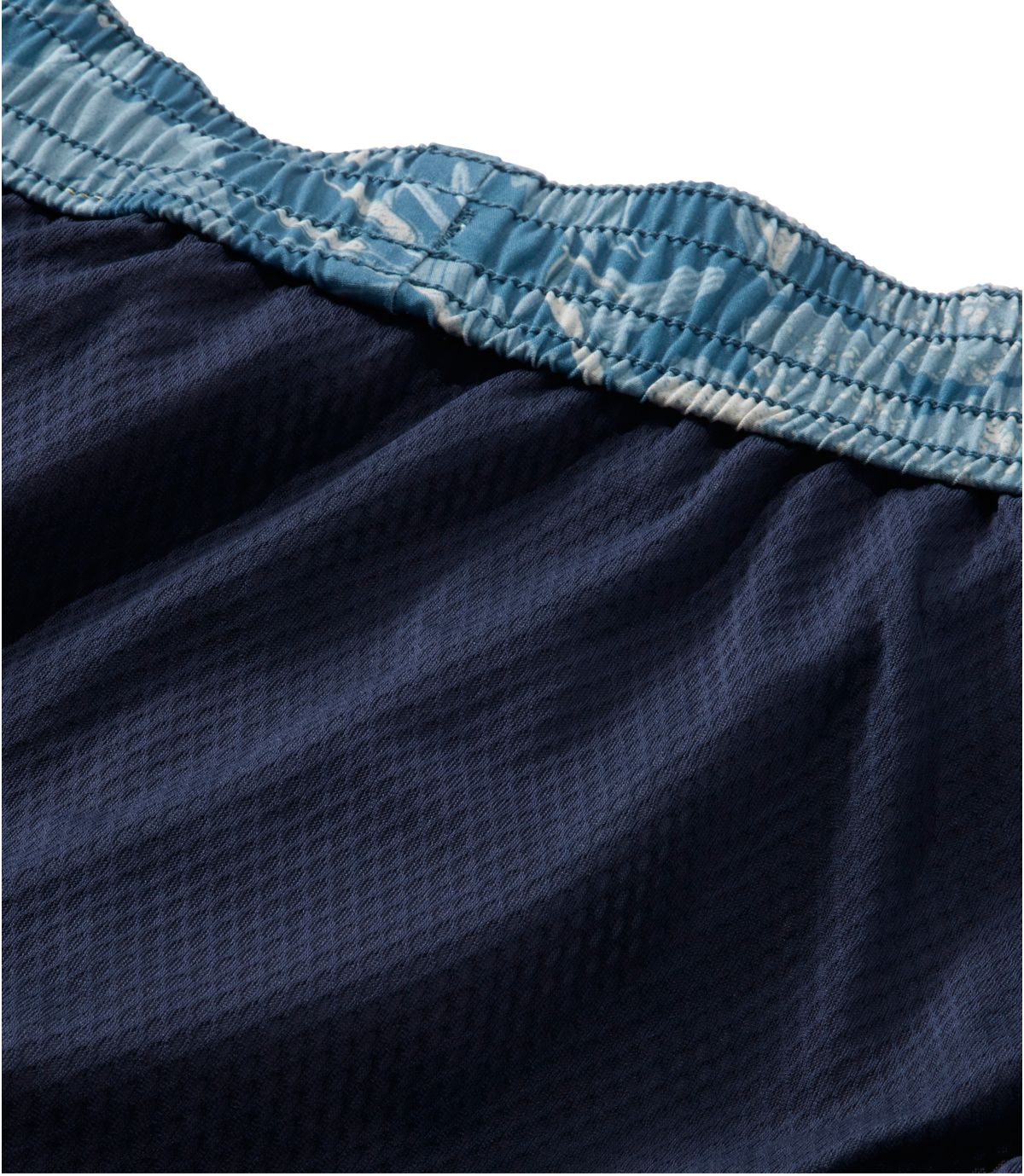 Men's Bold Coast Swim Trunks, 7" - US 4244