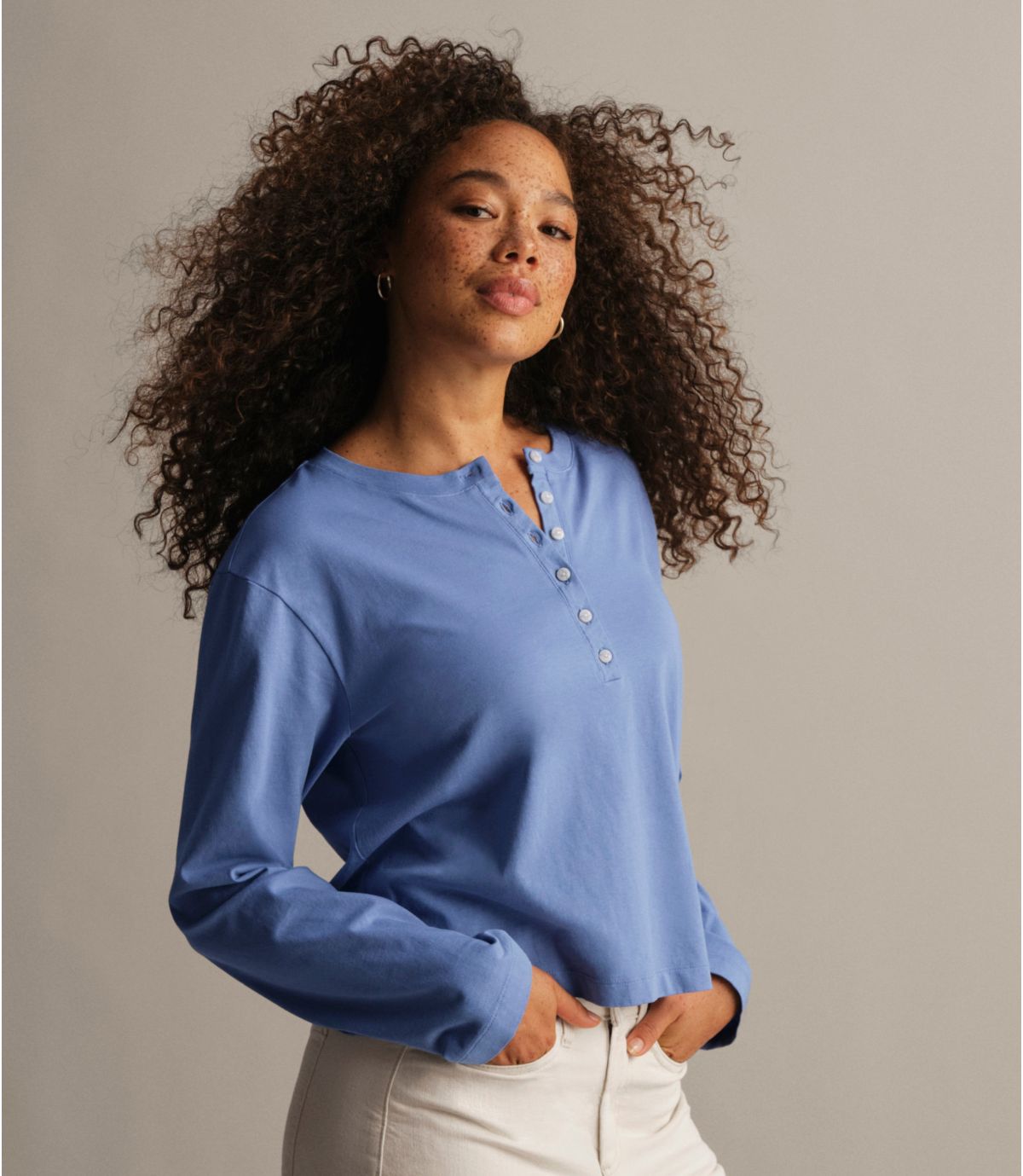 Women's Sunwashed Tee, Long-Sleeve Cropped Boxy Henley - US 2907